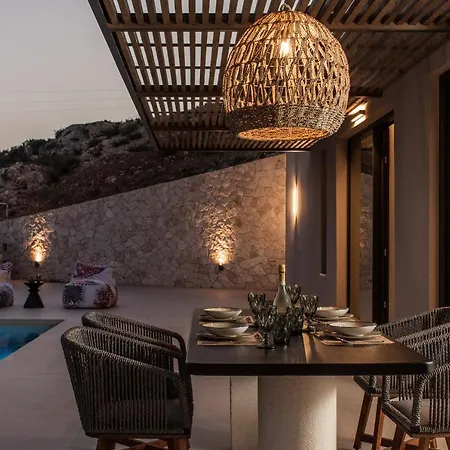 Limnionas Infinity Cave Villa