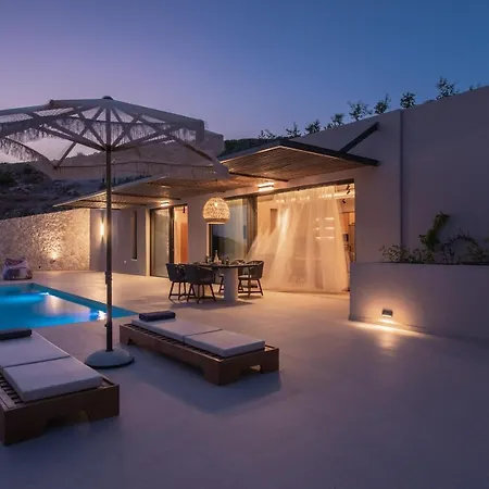 Villa Limnionas Infinity Cave
